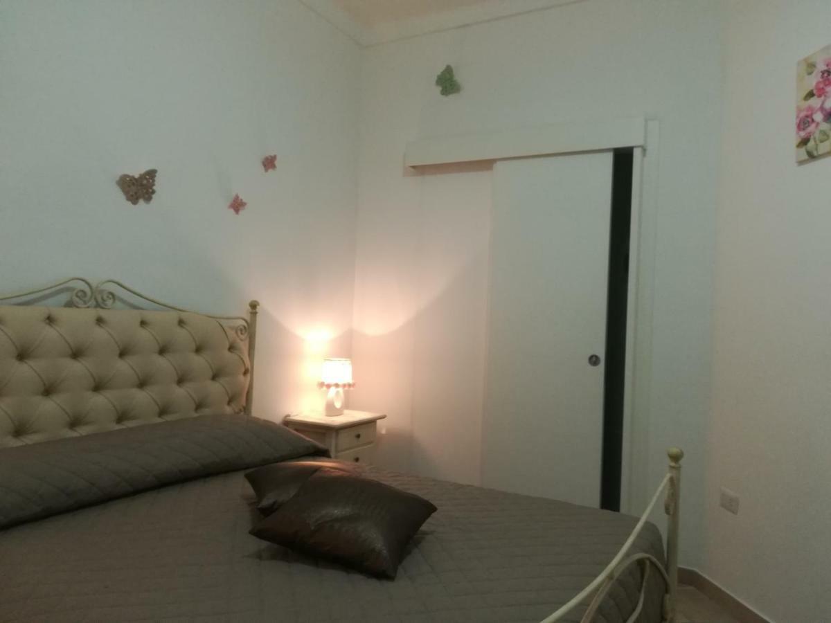 Elisea House Apartment ออเรีย ภายนอก รูปภาพ